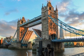 Kann das Vereinigte Königreich trotz Brexit bei neuen Ufern andocken?